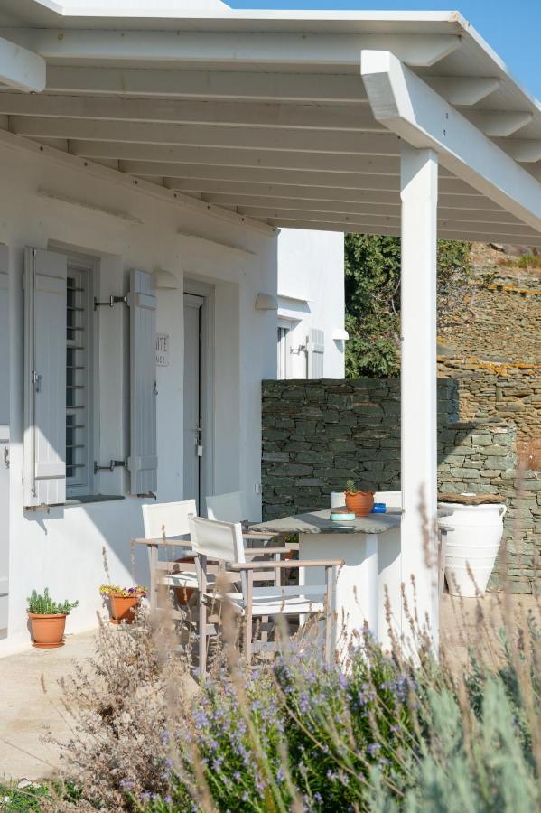 Grey House Βίλα Εξάμπελα Εξωτερικό φωτογραφία